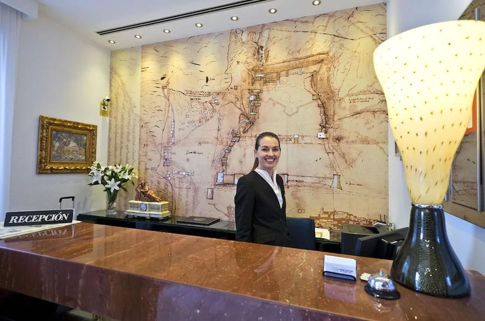 Mirador De Dalt Vila-relais & Chateaux Hotel 5*