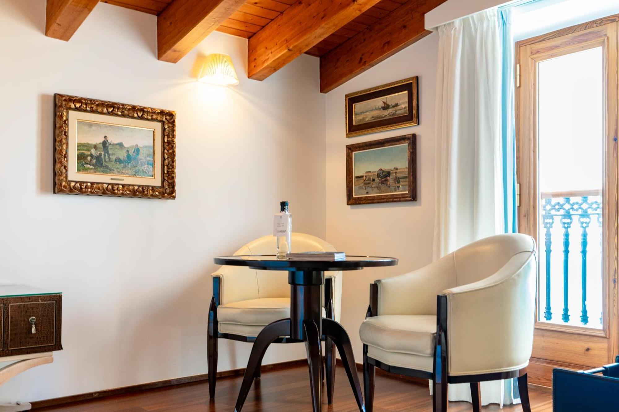Mirador De Dalt Vila-relais & Chateaux Hotel