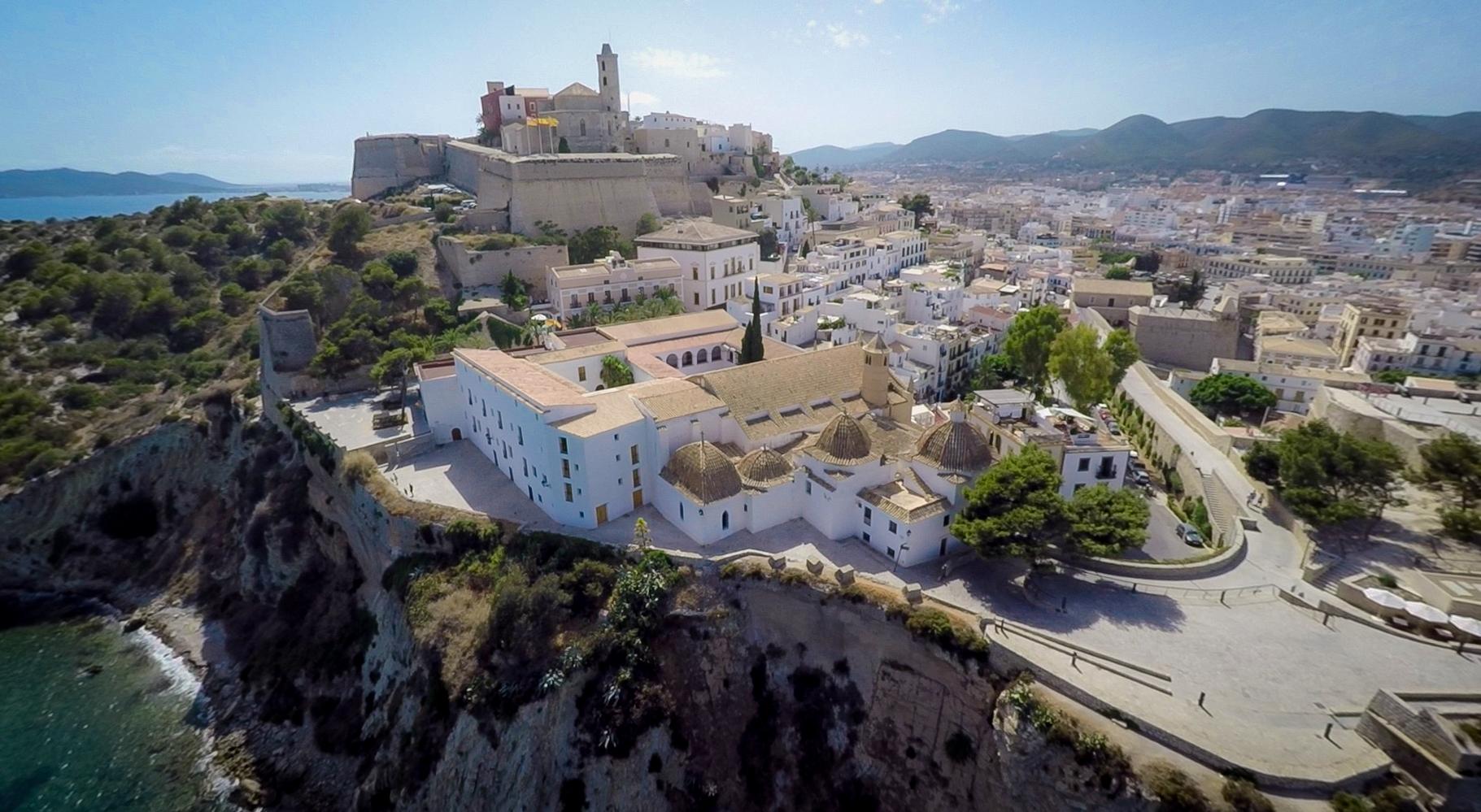 Mirador De Dalt Vila-relais & Chateaux Hotel