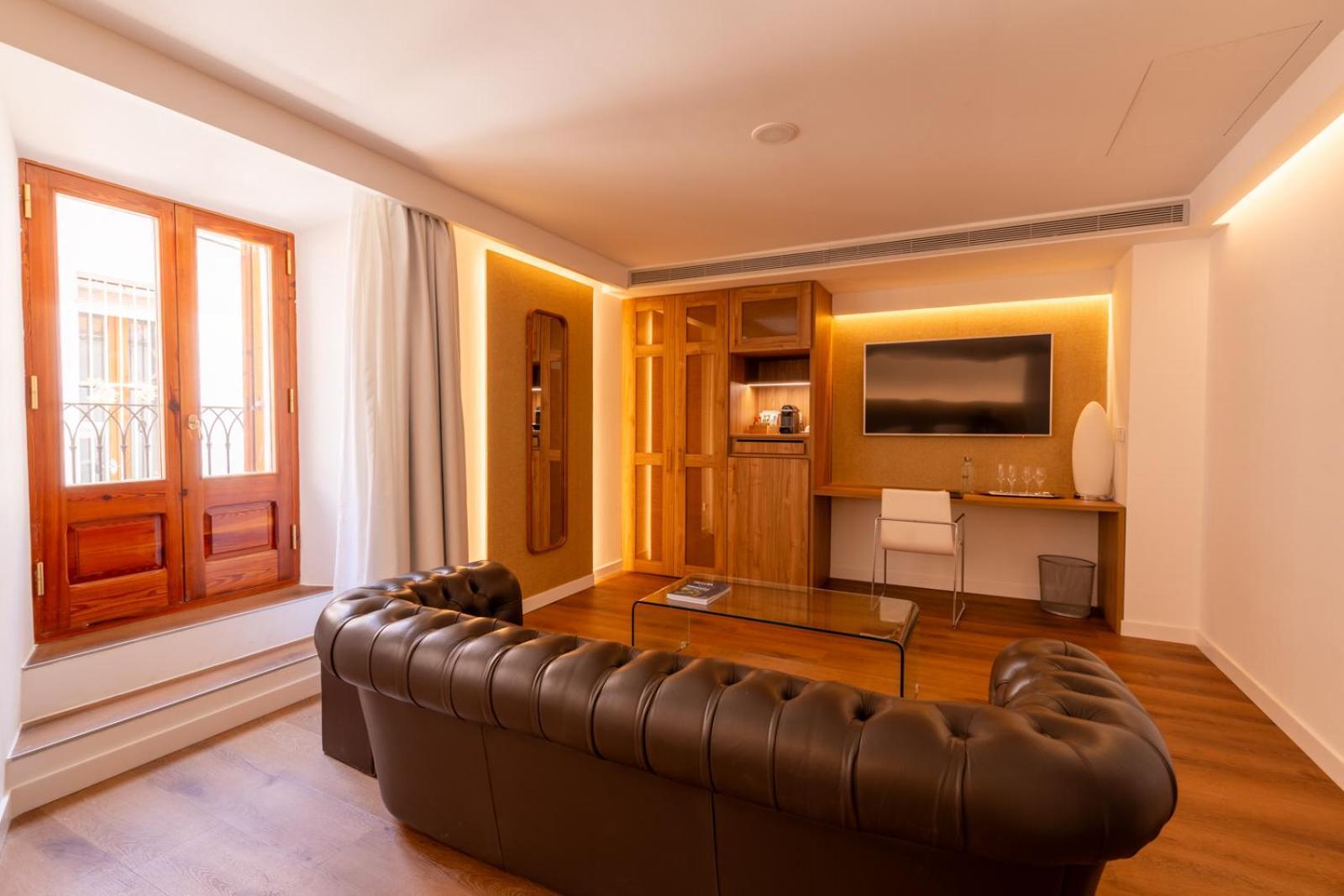 Hotel Mirador De Dalt Vila-relais & Chateaux